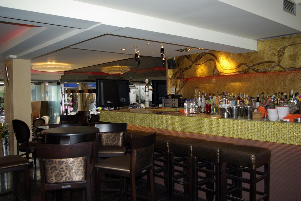Dion Hotel Paralia Katerinis Exterior photo