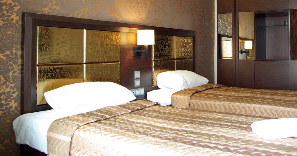 Dion Hotel Paralia Katerinis Exterior photo