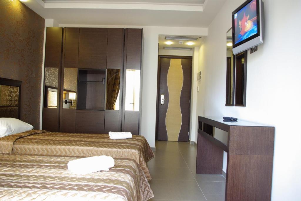 Dion Hotel Paralia Katerinis Exterior photo